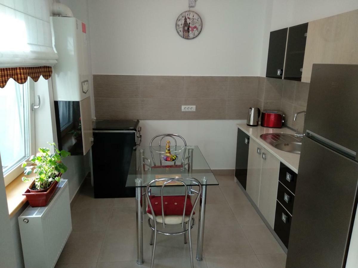 Apartament Ramona Apartamento Braşov Exterior foto